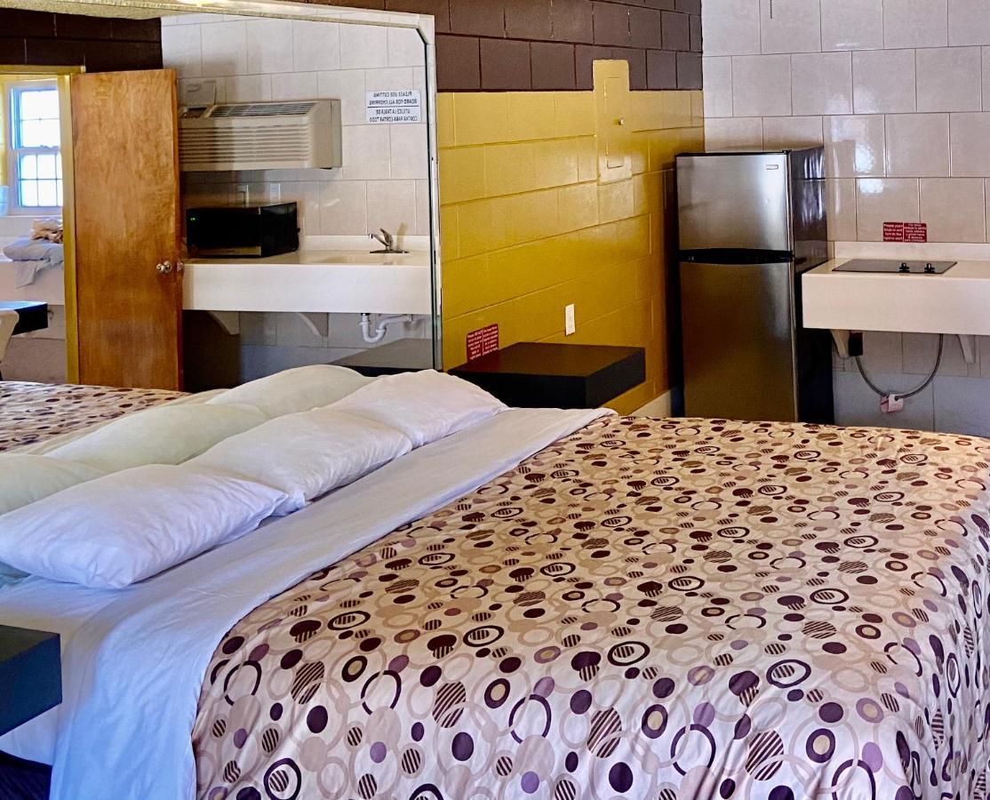 Savannah Inn And Suites Savannah Port Area Kültér fotó
