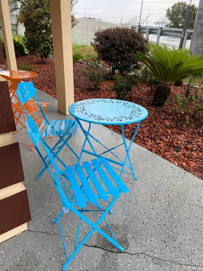 Savannah Inn And Suites Savannah Port Area Kültér fotó