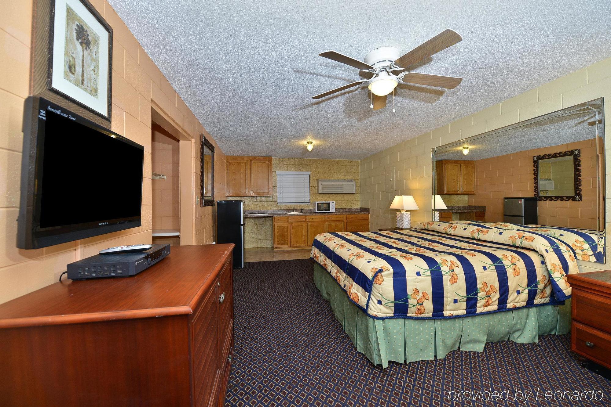 Savannah Inn And Suites Savannah Port Area Kültér fotó